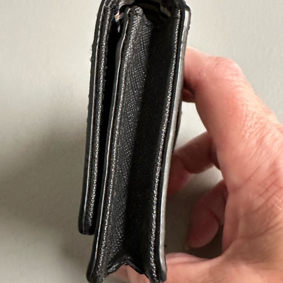 Authentic Kate Spade Wallet - Picture 12 of 13